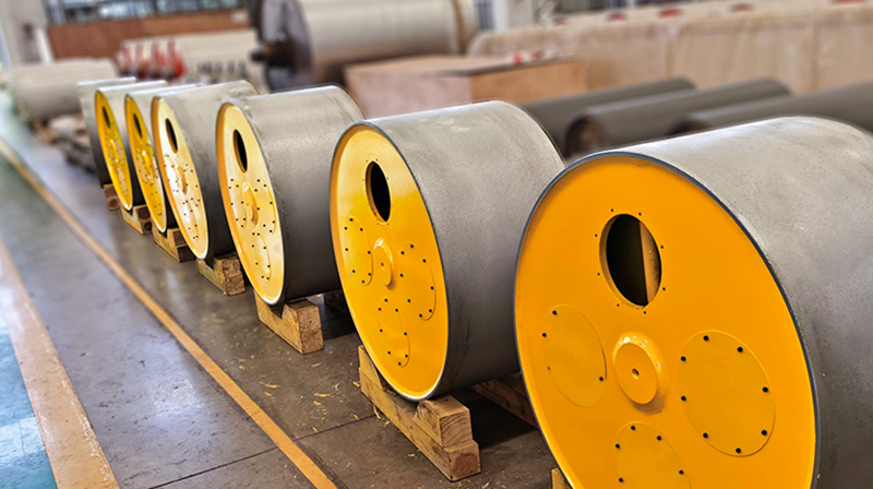 Welche Art von Walze ist besser als eine Wolframkarbidwalze?